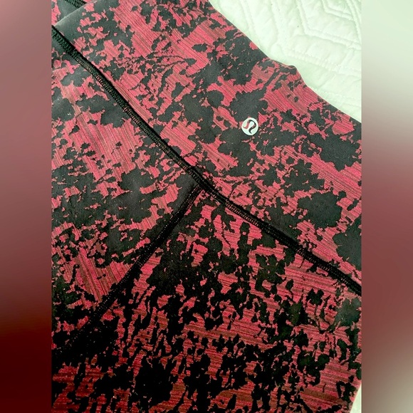 LULULEMON Leggings/ Burgundy-Black/6 - Picture 4 of 5